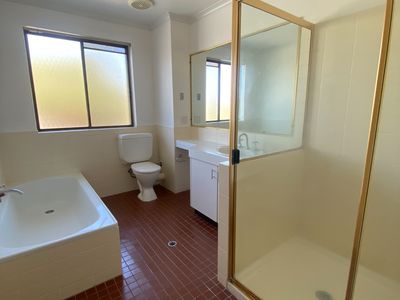 24 / 6 Tench Street, Kingston