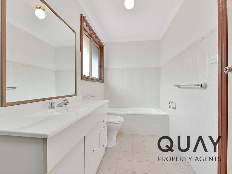2A Ingham Drive, Casula