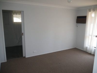 19 Bunker Avenue, Nanango
