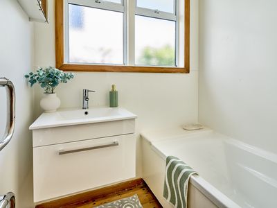 10 Carleton Terrace, Tawa