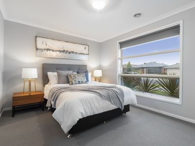 30 Moorgate Road, Clyde North