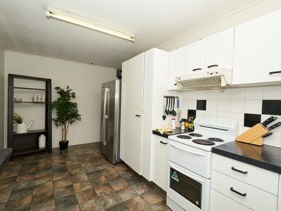8 Kingsley Street, Rochedale South