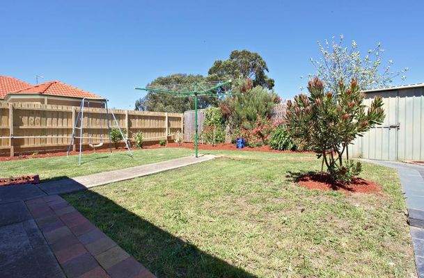 88 Yarcombe Crescent, Craigieburn