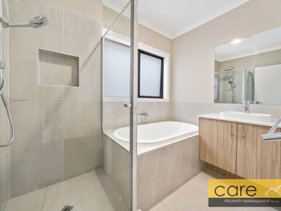 23 Welsummer Drive, Clyde North