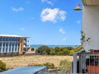 94 / 59 Breaksea Drive, North Coogee