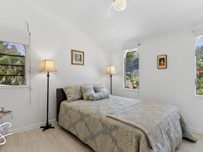 40 Queens Esplanade, Thorneside