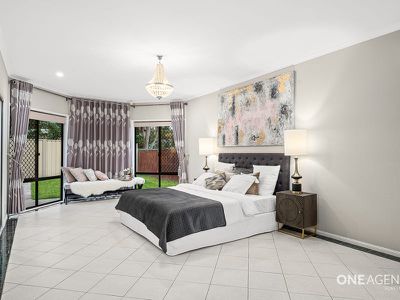 17 Saint Ives Cct, Forest Lake