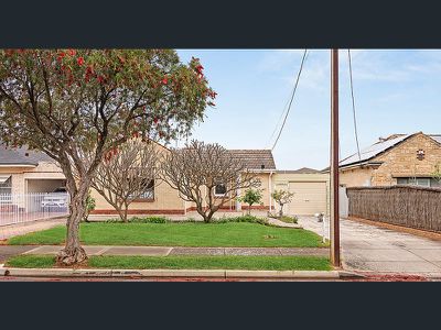 13 Lincoln Avenue, Manningham