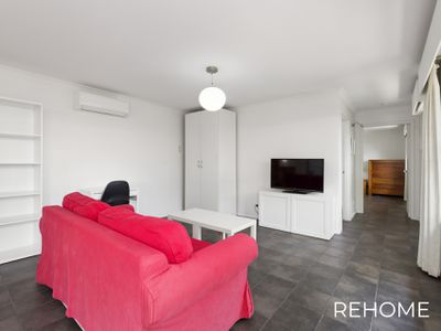 Granny Flat / 16 Glover Street, Dianella