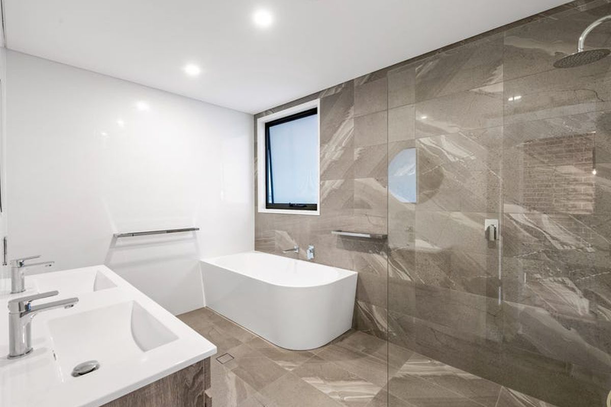 123A Ocean Parade, Blue Bay