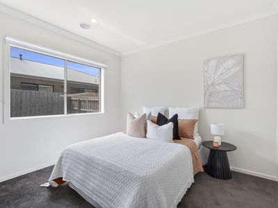 36 Ross Street, Armstrong Creek