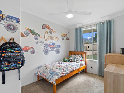 13 Kangaroo Paw Drive, Greenfields