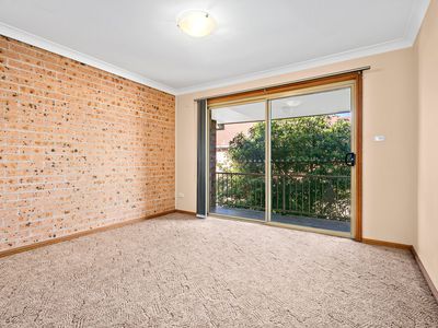 2 / 13 Grove Circuit, Lake Illawarra