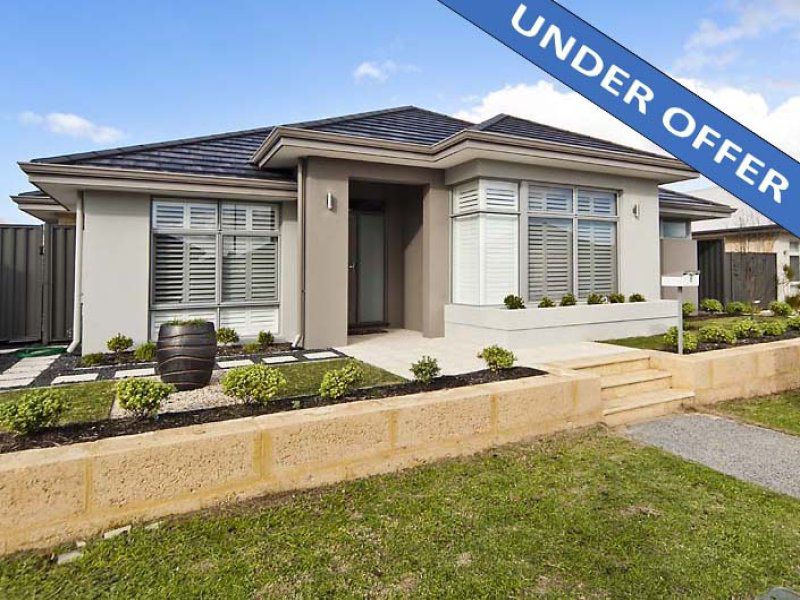 8 Edgecombe Pass, Aveley