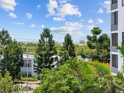 10414 / 320 MacArthur Avenue, Hamilton