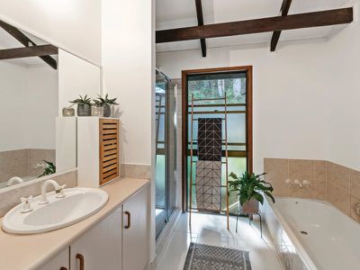 37 Valley Drive, Doonan
