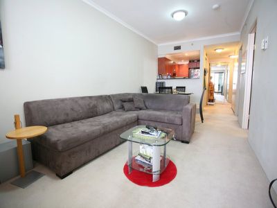 1103 / 1 Hosking Place, Sydney