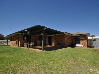 43 Jacqueline Drive, Dubbo