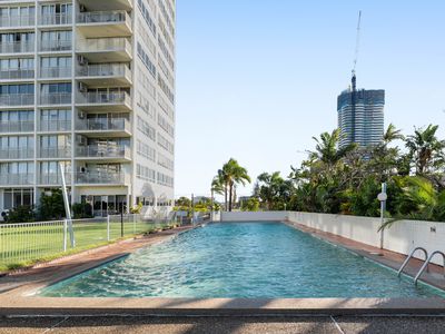 2c / 2 Riverview Parade, Surfers Paradise
