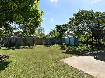 299 Blunder Rd, Durack