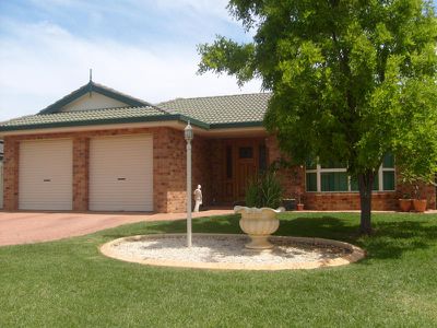 54 Twickenham Drive, Dubbo