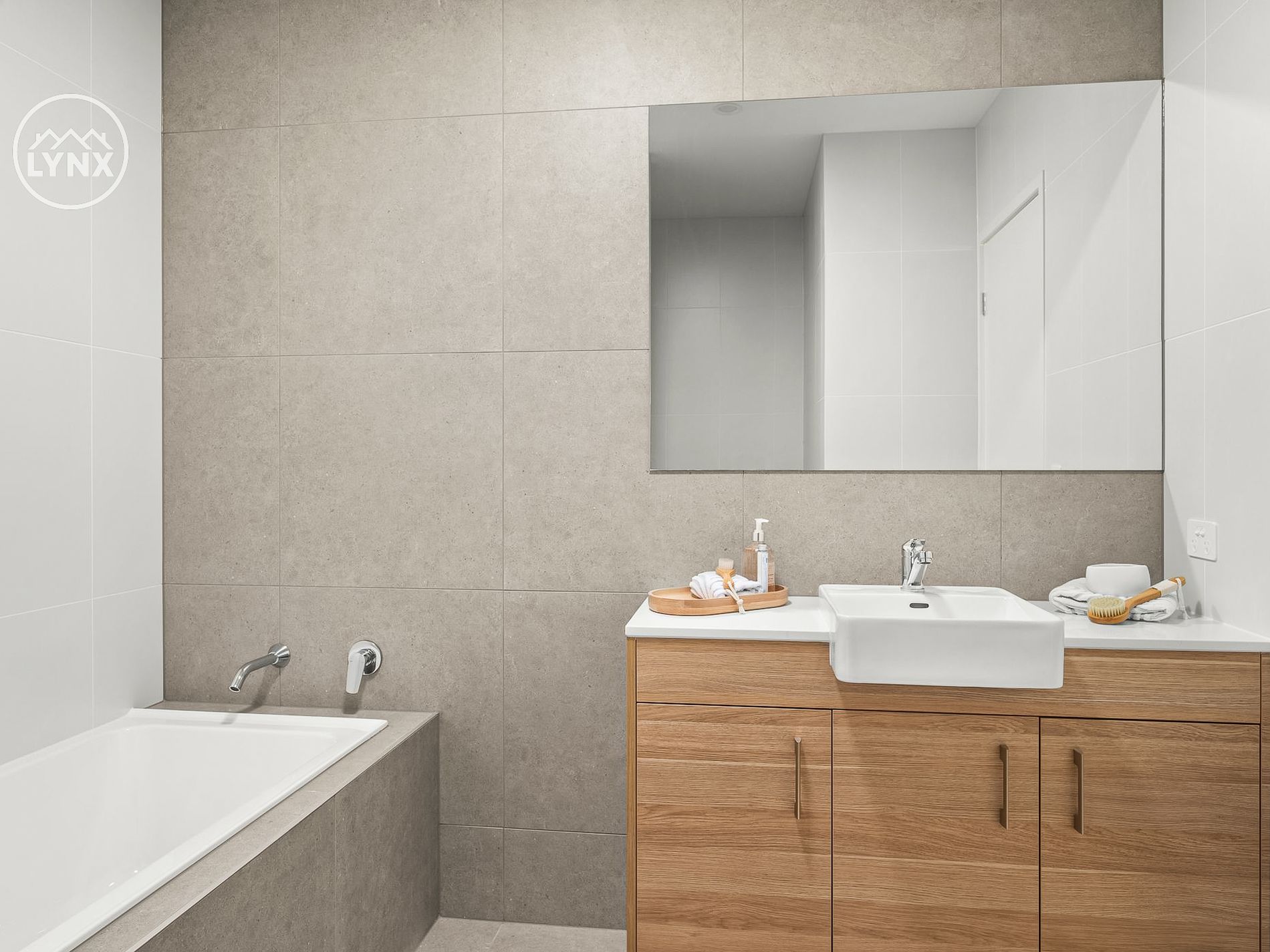 9 / 9 Koel Circuit, Peregian Springs