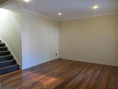 1 / 66 Rowland Avenue, Wollongong