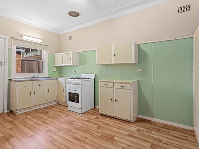 2 / 15 Mercury Street, Wollongong