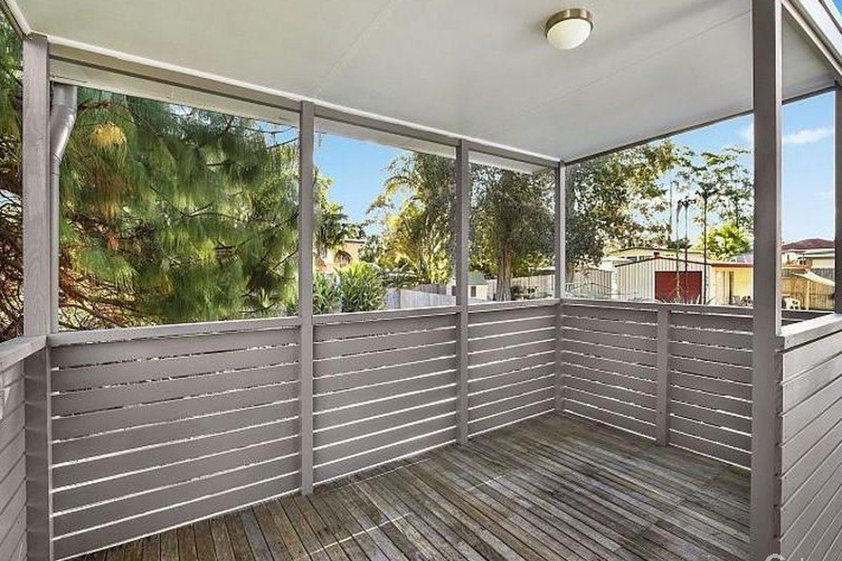 2 Grevillea Crescent, Berkeley Vale