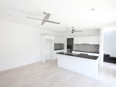 1 / 38 Howsan Street, Mount Gravatt East