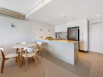 229 / 105 Scarborough Street, Southport