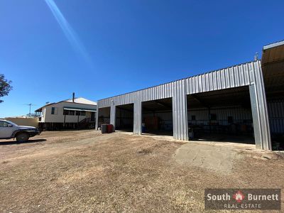 327 East Nanango Grindstone Road, Glan Devon