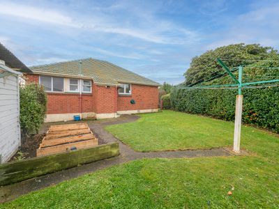 35 Columba Avenue, Calton Hill