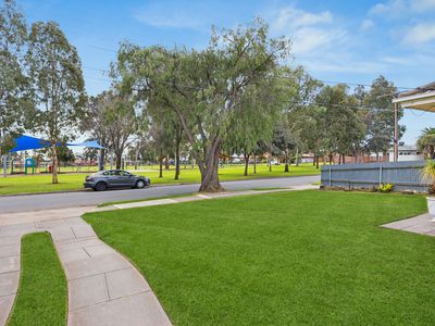 14 Ailsa Avenue, Seaton