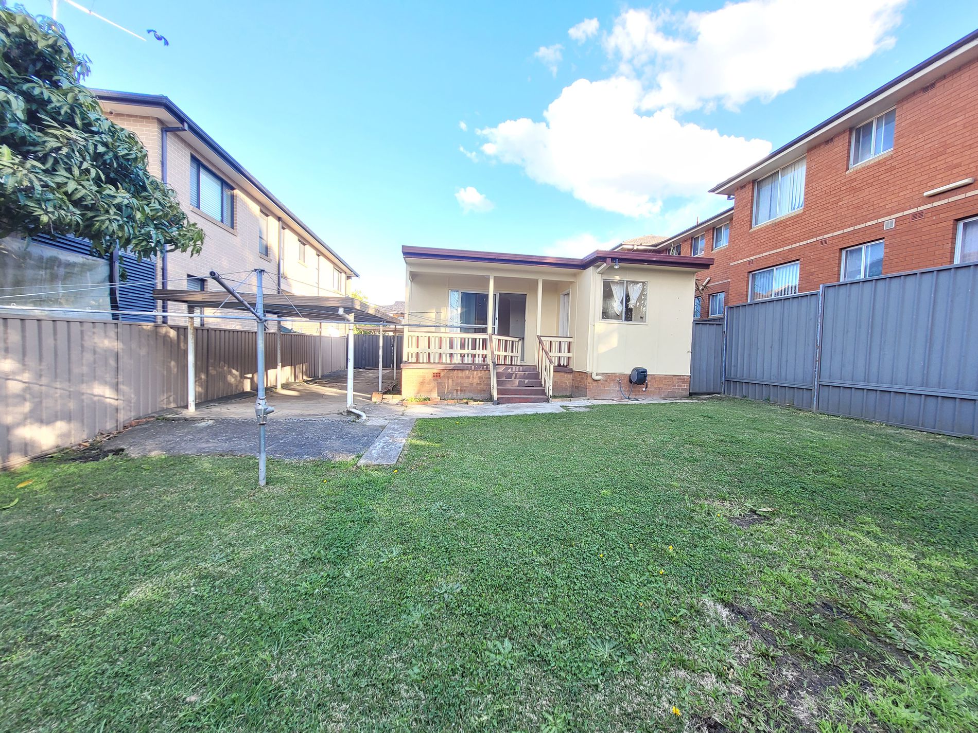 3 Phillip Street, Roselands