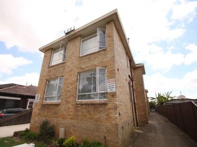 1 / 9 Mcourt Street, Wiley Park