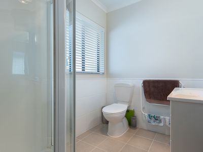 2 Jeannie Way, Waikanae Beach