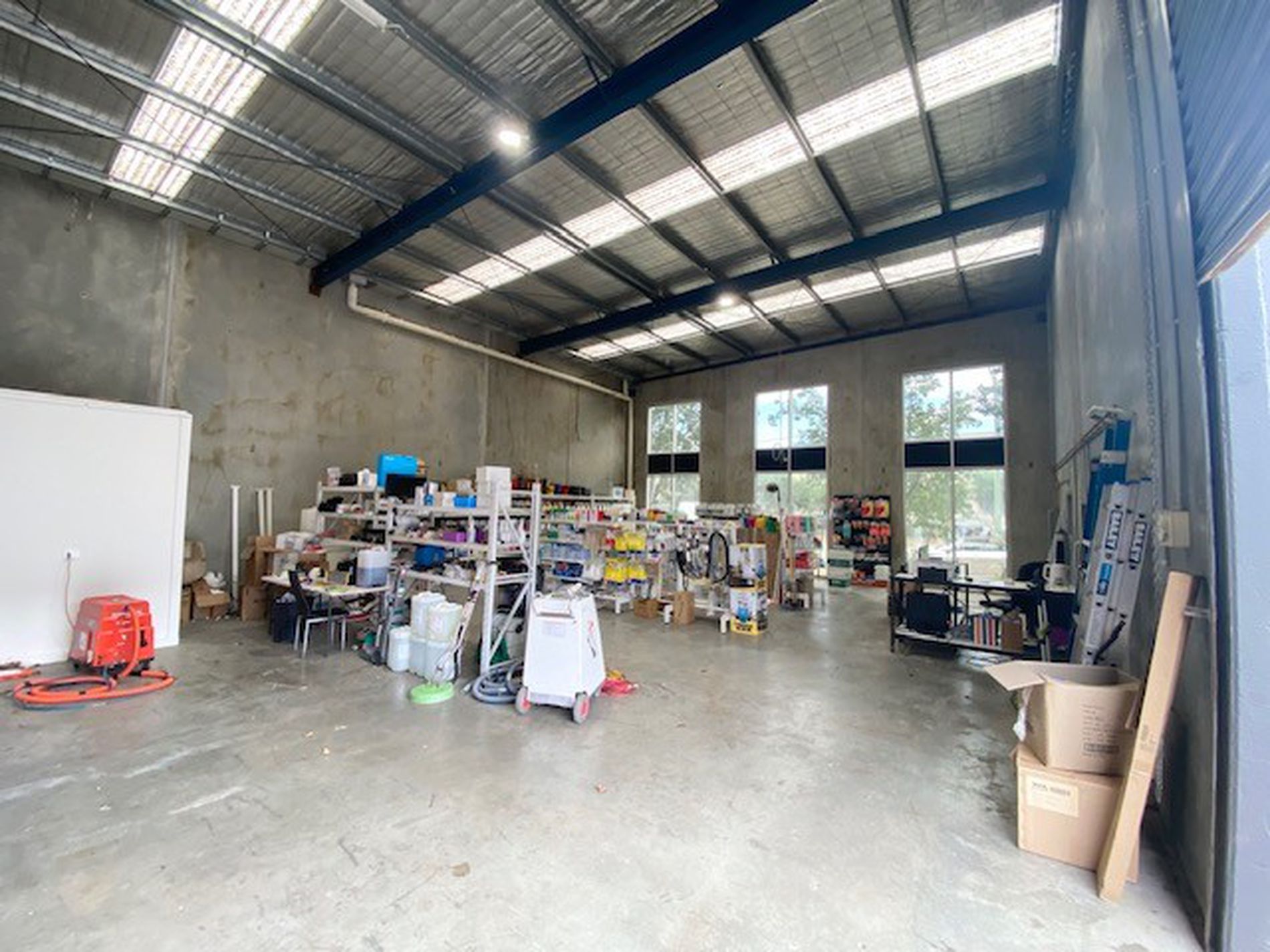 3 / 3 Hammer Court, Hoppers Crossing