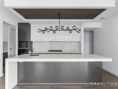 61 Bingham Circuit, Thornhill Park