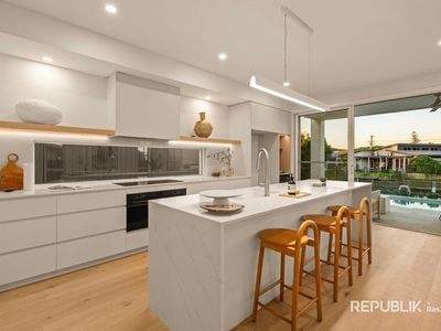 1 / 13 Perry Place, Biggera Waters