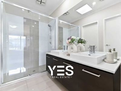 90 Glenrose Boulevard, Clyde North