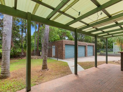 24 Toufik Street, Rochedale South