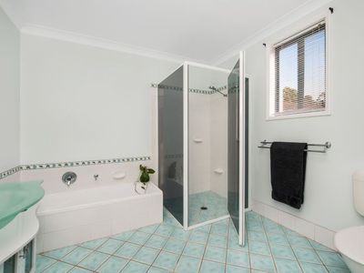 4 Garrad Way, Lake Conjola