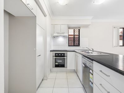 2 / 62 Sophie Place, Doolandella