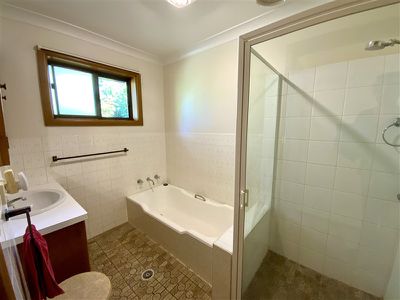 54 Edward Street, Forbes