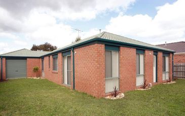 23 Grand Arch Way, Berwick