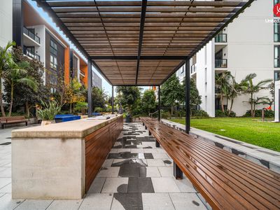 301 / 8 General Boulevard, Edmondson Park