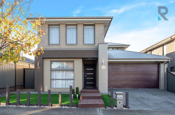 38 Banjolina Circuit, Craigieburn