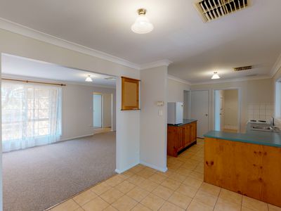 2 Furlong Street, Dubbo