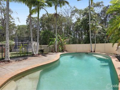204 Mildura Drive, Helensvale